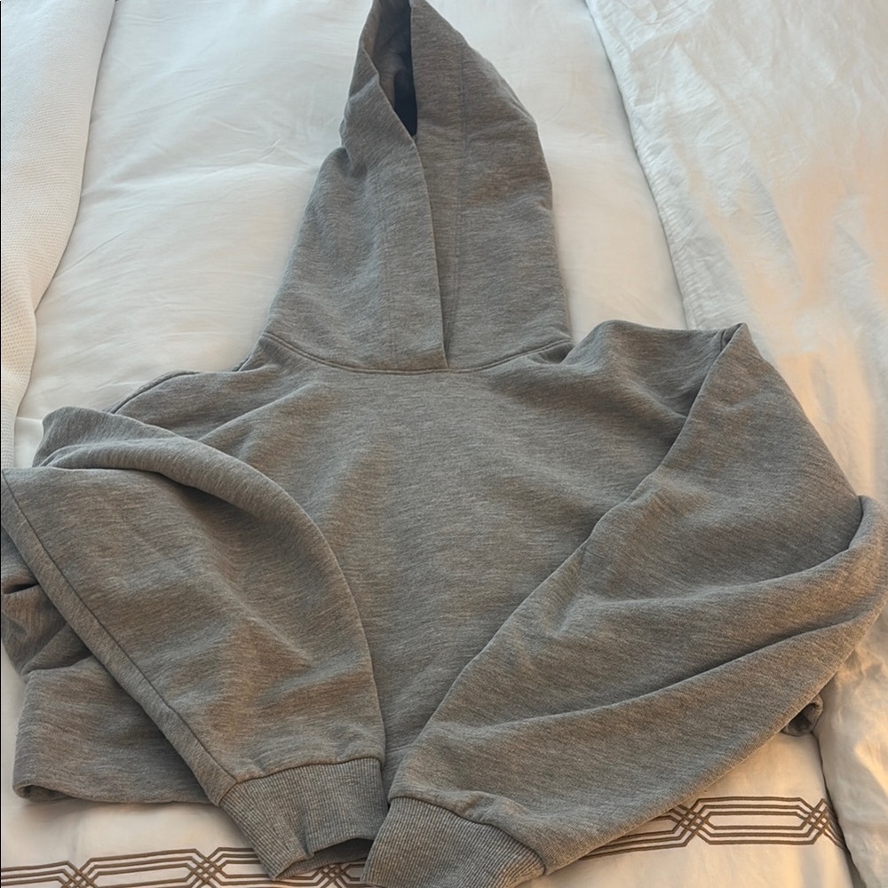 ALO Yoga Heather Gray Hoodie cropped, , perfect condition, size small